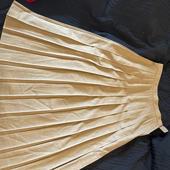 Talbots Dresses & Skirts - Vintage Tan Preppy Classic High Waist Midi Size 12 100% Wool Talbots skirt